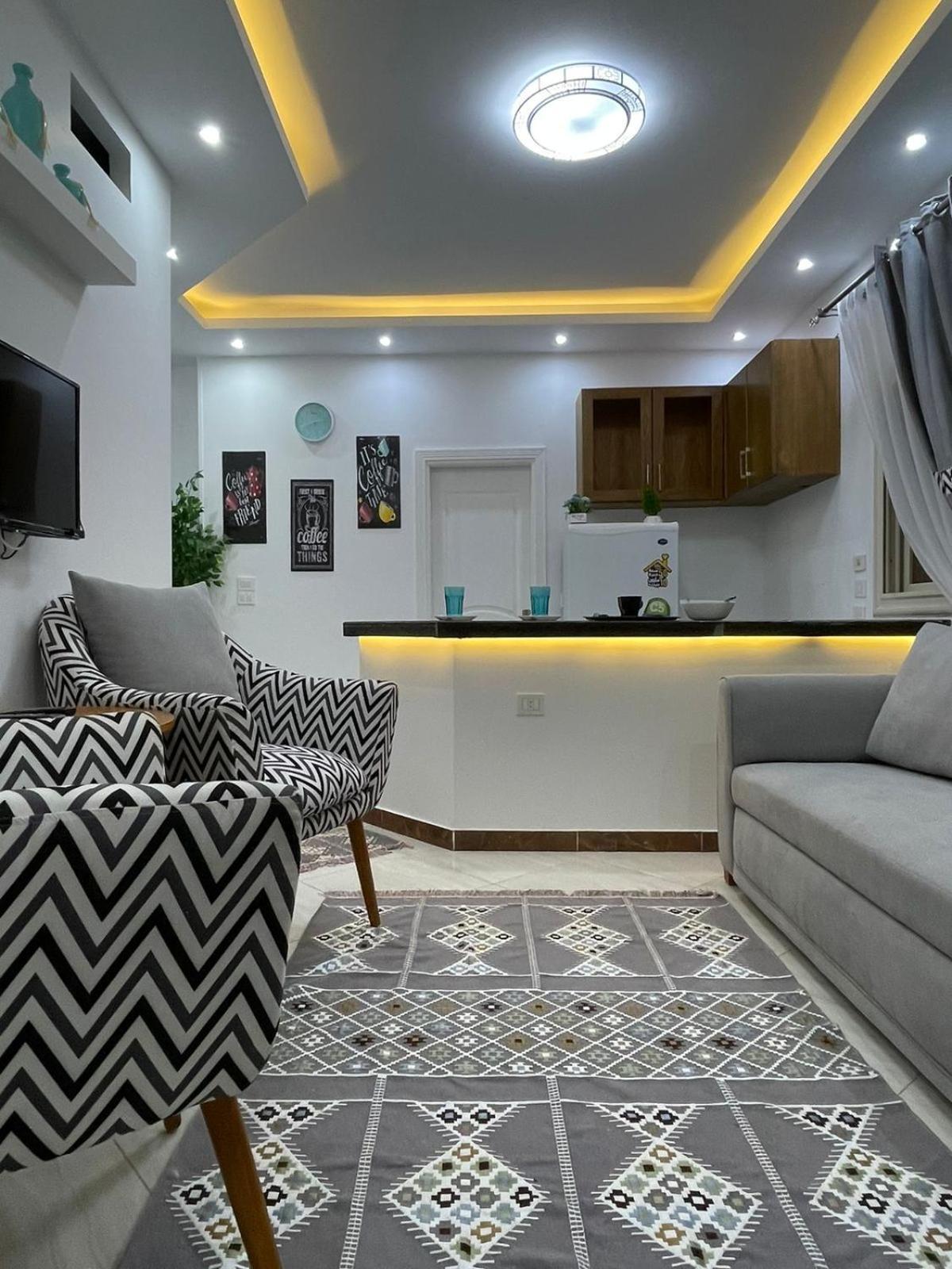 شقة في قلب القاهرة الجديدة تطل على شارع التسعين الشمالي Extérieur photo